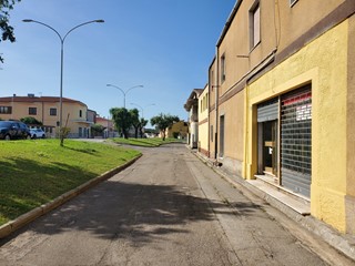 Immobile commerciale in Affitto a Villasor, 350&euro;, 55 m²