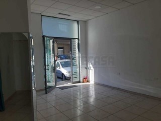Attività commerciale in Vendita a Siracusa, 42'000&euro;, 51 m²