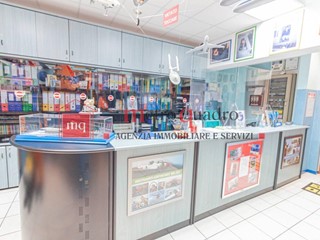 Ufficio in Vendita a San Giuliano Terme, zona La Fontina, 210'000€, 260 m²