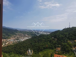 Casa Semi Indipendente in Vendita a Carrara, zona Fontia, 80'000€, 60 m², arredato