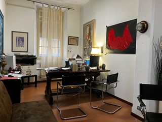 Appartamento in Vendita a Imperia, 200'000€, 125 m²