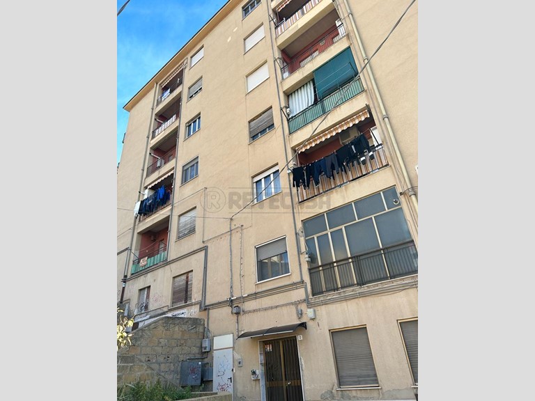 Appartamento in Vendita a Caltanissetta, 58'000€, 133 m²