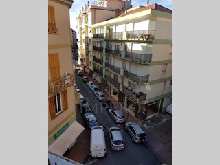 Bilocale in Vendita a Ventimiglia, zona Centro, 120'000€, 40 m²