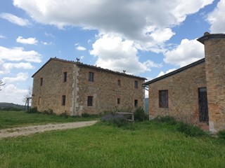 Casa Indipendente in Vendita a Orvieto, 450'000€, 450 m²