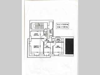 Trilocale in Vendita a Caserta, zona Via valtorta, 85'000€, 80 m²