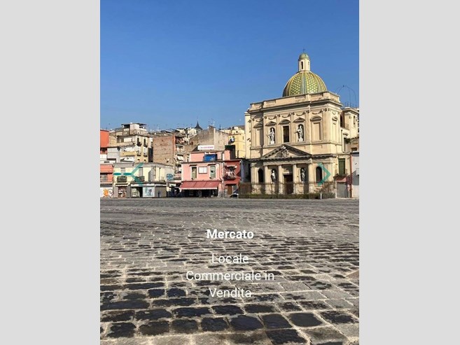 Magazzino in Vendita a Napoli, zona Via Santi Quaranta, 26'000€, 96 m²