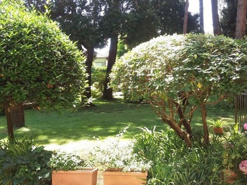 Appartamento in Affitto a Forte dei Marmi, 3'000€, 80 m², arredato