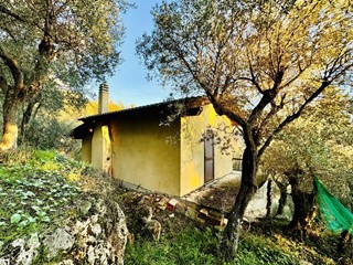 Casa di corte in Vendita a Pietrasanta, zona Capezzano, 100'000€, 33 m²