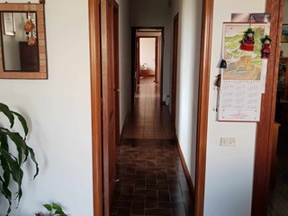 Casa Indipendente in Vendita a Uta, zona siliqua, 115'000€, con Box