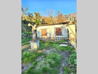 Casa Indipendente in Vendita a Calci, 320'000€, 110 m²