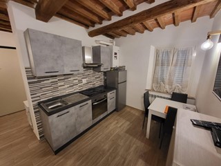Bilocale in Vendita a Santa Maria a Monte, zona Montecalvoli Basso, 79'000€, 45 m², arredato