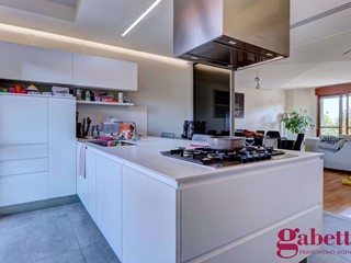 Attico in Vendita a Vignola, 480'000€, 225 m²