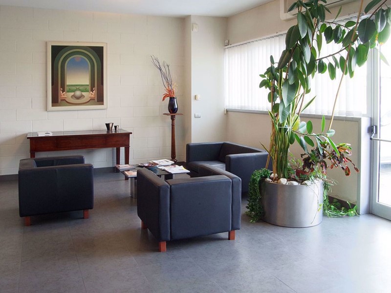 Ufficio in Vendita a Vignola, 160'000€, 200 m²