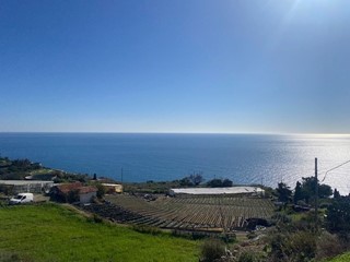 Terreno agricolo in Vendita a Cipressa, 90'000€, 4600 m²