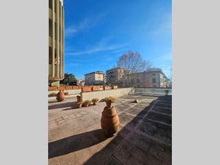 Appartamento in Vendita a Arezzo, 340'000€, 230 m²