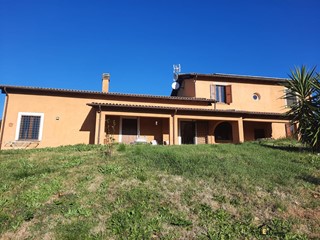 Casale in Vendita a Roccantica, 470'000&euro;, 180 m²