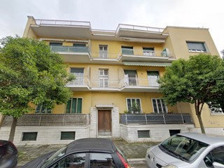 Trilocale in Vendita a Pescara, 285'000&euro;, 140 m²