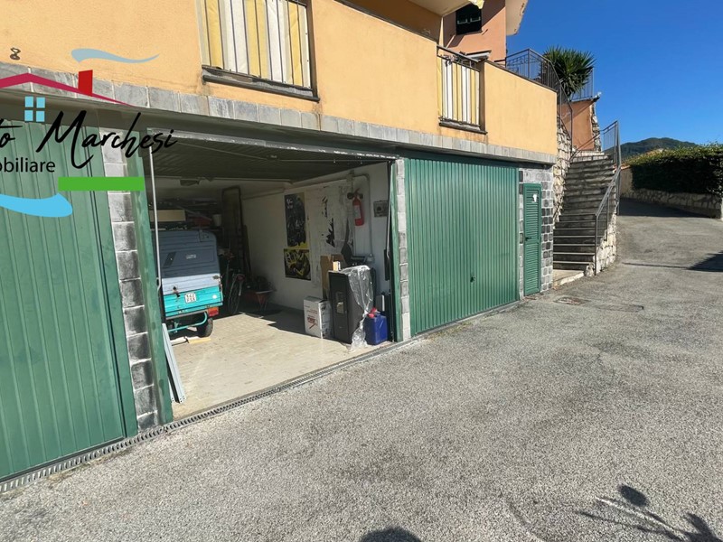 Box in Vendita a Avegno, zona Testana, 45'000€, 15 m²