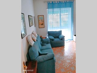 Appartamento in Vendita a Rapallo, zona S. ANNA, 165'000€, 75 m², arredato