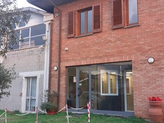 Casa Indipendente in Vendita a Massa, 950'000€, 240 m²