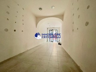 Immobile commerciale in Affitto a Massa, 450€, 35 m²
