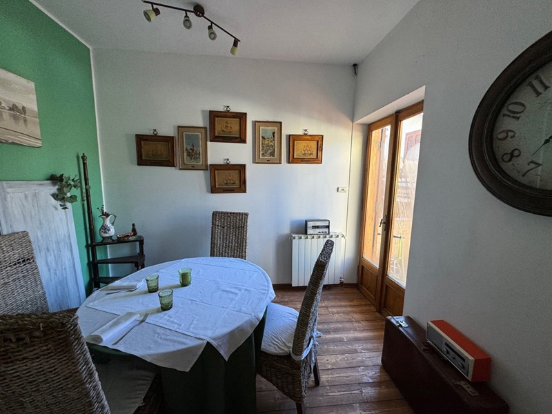 Attività commerciale in Vendita a Terni, 200 m²