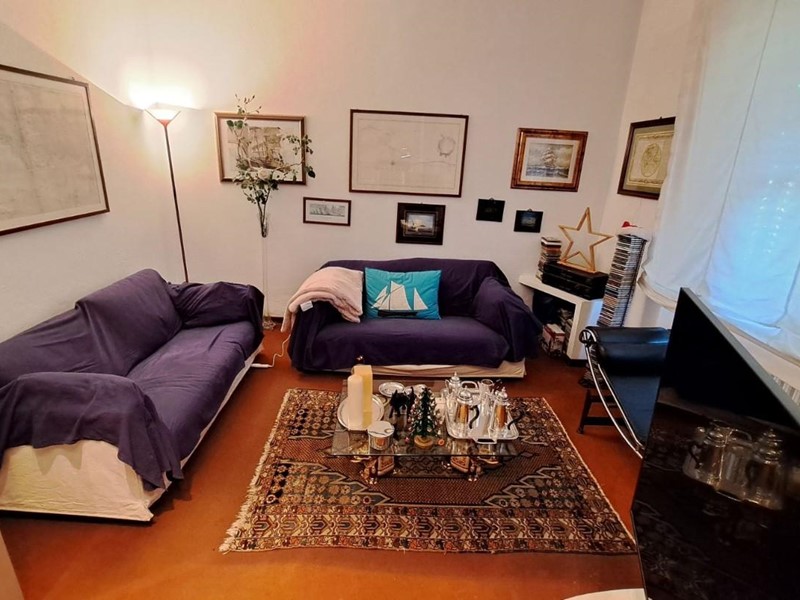 Villa in Vendita a Rosignano Marittimo, zona Rosignano Solvay, 400'000€, 200 m², con Box