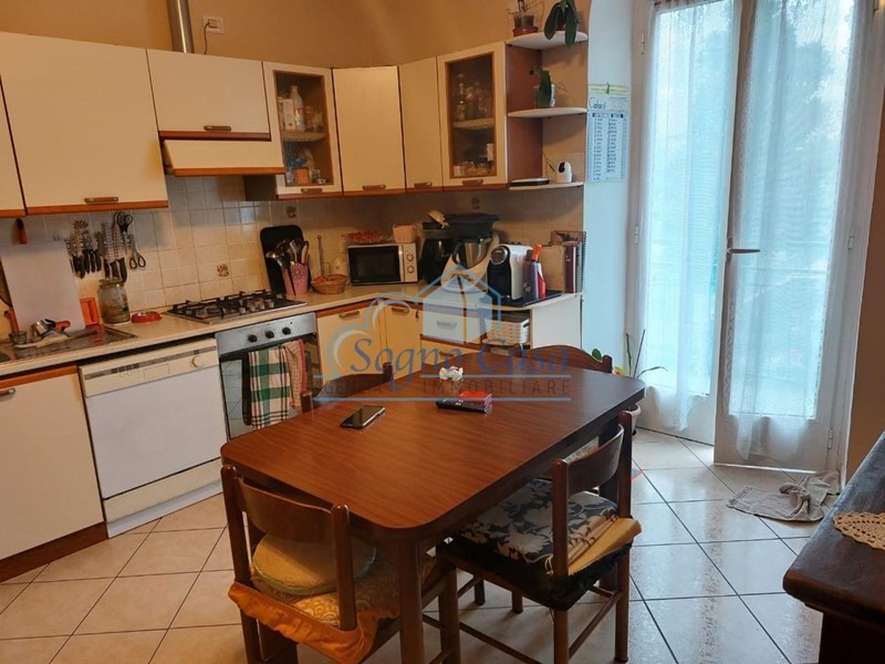 Quadrilocale in Vendita a Castelnuovo Magra, 119'000€, 70 m²