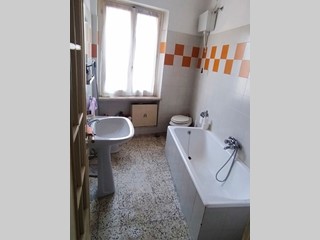 Appartamento in Vendita a Caluso, 39'000€, 130 m²