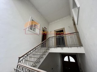 Appartamento in Vendita a Siracusa, zona Adda -Gelone - Borgata, 680'000&euro;, 800 m²