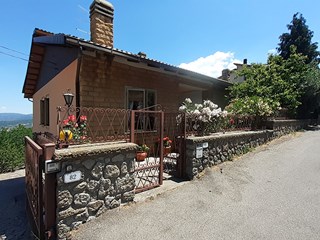 Casa Indipendente in Vendita a Arcidosso, zona Montelaterone, Via Nuova, 137'500€, 249 m²