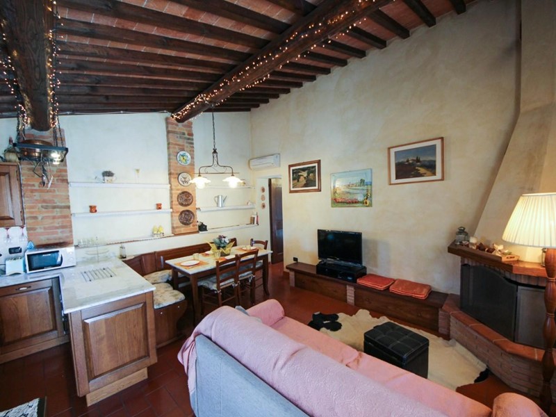 Trilocale in Vendita a Palaia, 90'000€, 62 m², arredato