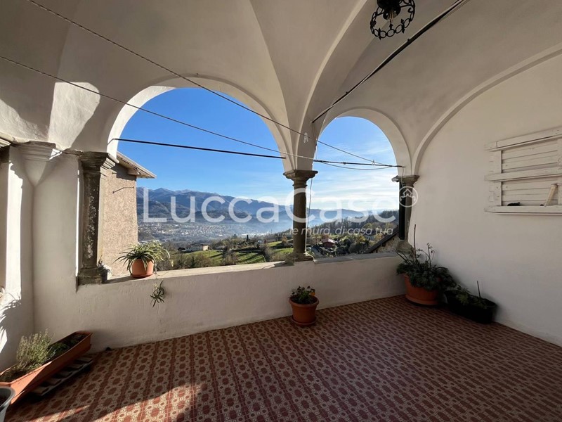 Casa Indipendente in Vendita a Castelnuovo di Garfagnana, zona Gragnanella, 125'000€, 138 m²