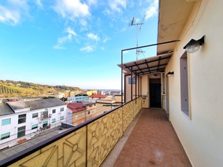 Quadrilocale in Vendita a Catanzaro, zona Fortuna, 72'000&euro;, 87 m²