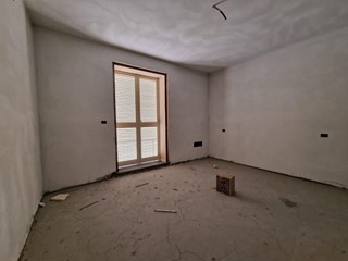 Villetta a schiera in Vendita a Casciana Terme Lari, zona Perignano, 370'000€, 160 m²