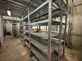 Magazzino in Affitto a Napoli, 450€, 44 m²