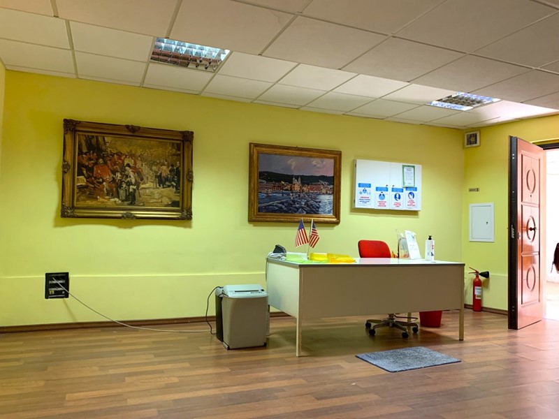 Ufficio in Affitto a Catanzaro, zona Rione De Filippis, 700&euro;, 190 m²