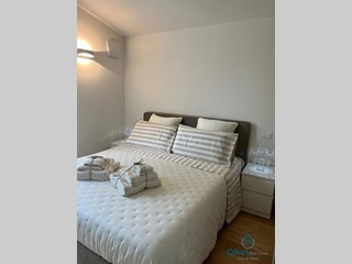 Appartamento in Affitto a Forte dei Marmi, 42'000€, 90 m², arredato