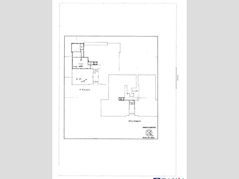 Ufficio in Vendita a Carrara, 215'000€, 70 m²