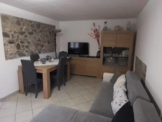 Casa Semi Indipendente in Vendita a Carrara, 170'000€, 100 m²