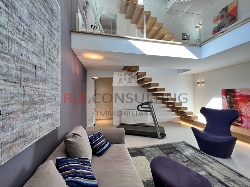 Casa Indipendente in Vendita a Fasano, 595'000€, 155 m², con Box