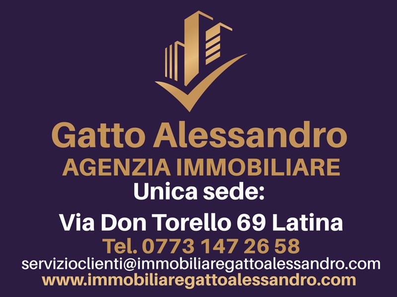 Negozio in Affitto a Latina, zona Semicentrale, 1'500€, 104 m²