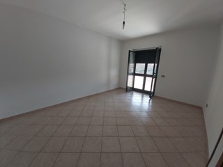 Villetta a schiera in Vendita a Montoro, zona San Pietro, 259'000€, 240 m², con Box