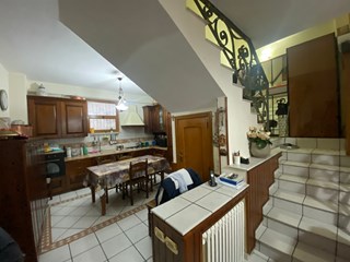 Casa Semi Indipendente in Vendita a Montoro, zona torchiati, 85'000€, 95 m²