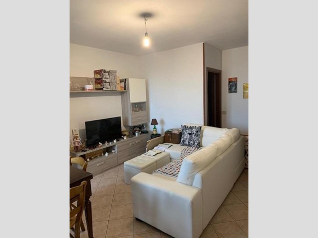 Quadrilocale in Vendita a Santa Maria a Monte, zona Montecalvoli Basso, 135'000€, 80 m², arredato, con Box