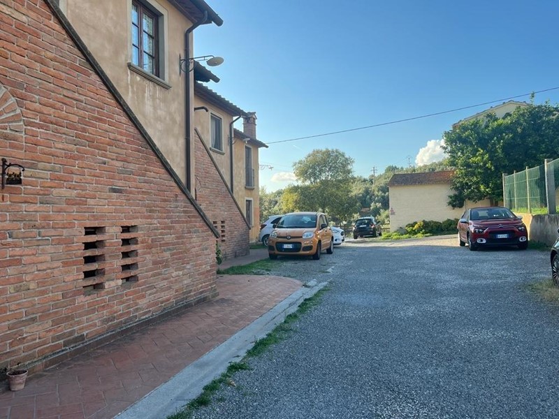Trilocale in Vendita a Vinci, 140'000€, 65 m², arredato