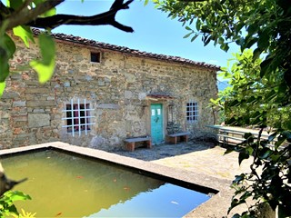 Casa Indipendente in Vendita a Vaiano, 265'000€, 250 m²