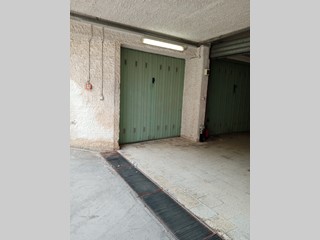 Capannone in Vendita a Siracusa, zona Tunisi Grottasanta, 45'000€, 55 m²