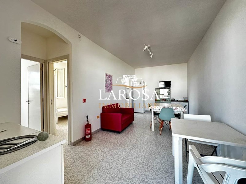 Quadrilocale in Vendita a Melendugno, zona San Foca, 125'000€, 52 m², arredato