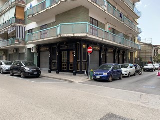 Negozio in Vendita a Acerra, 190'000€, 100 m²